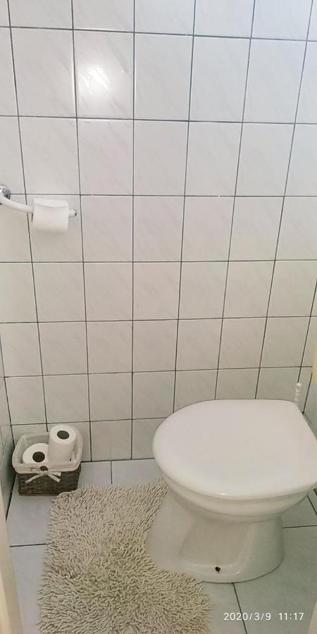 Guesthouse Kohari エゲルサローク エクステリア 写真