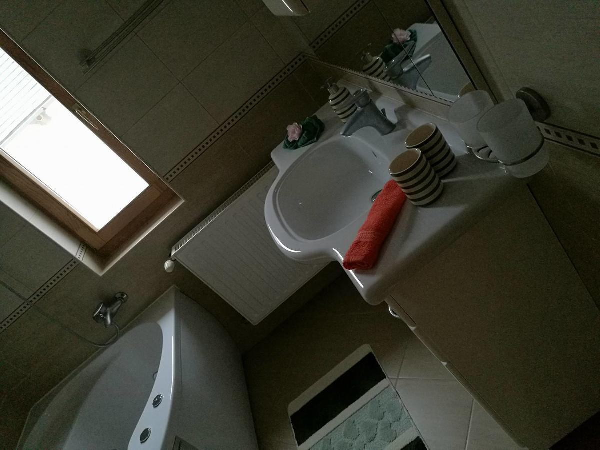 Guesthouse Kohari エゲルサローク エクステリア 写真